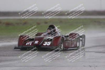 media/Jan-14-2023-CalClub SCCA (Sat) [[d2757389b8]]/Group 2/Race (Sunset)/